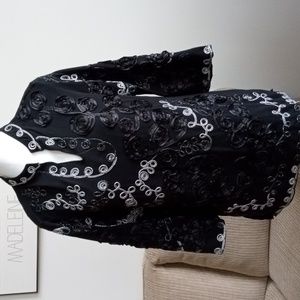 Lauren Michelle Medium embellished tunic.  Fine details are beautiful.  NWOT